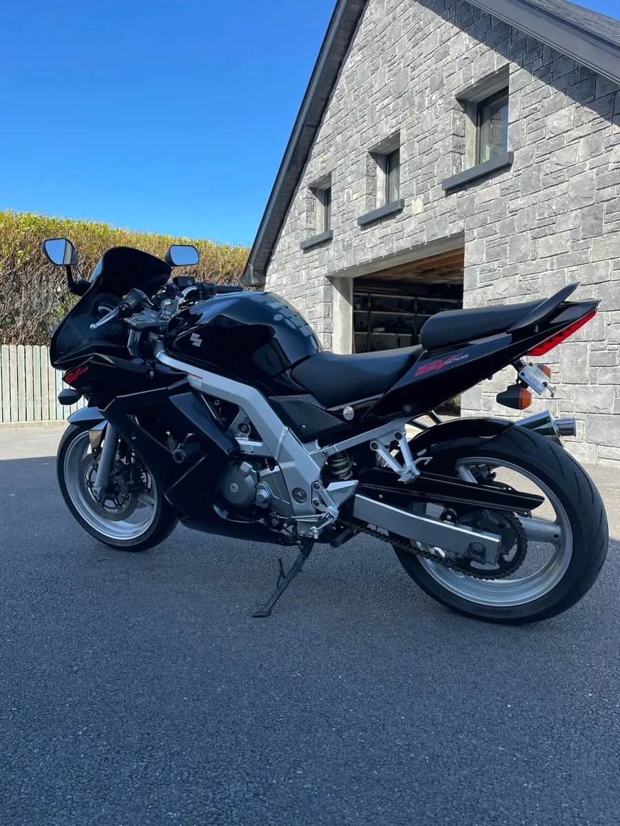 Suzuki SV 650s - Image 3