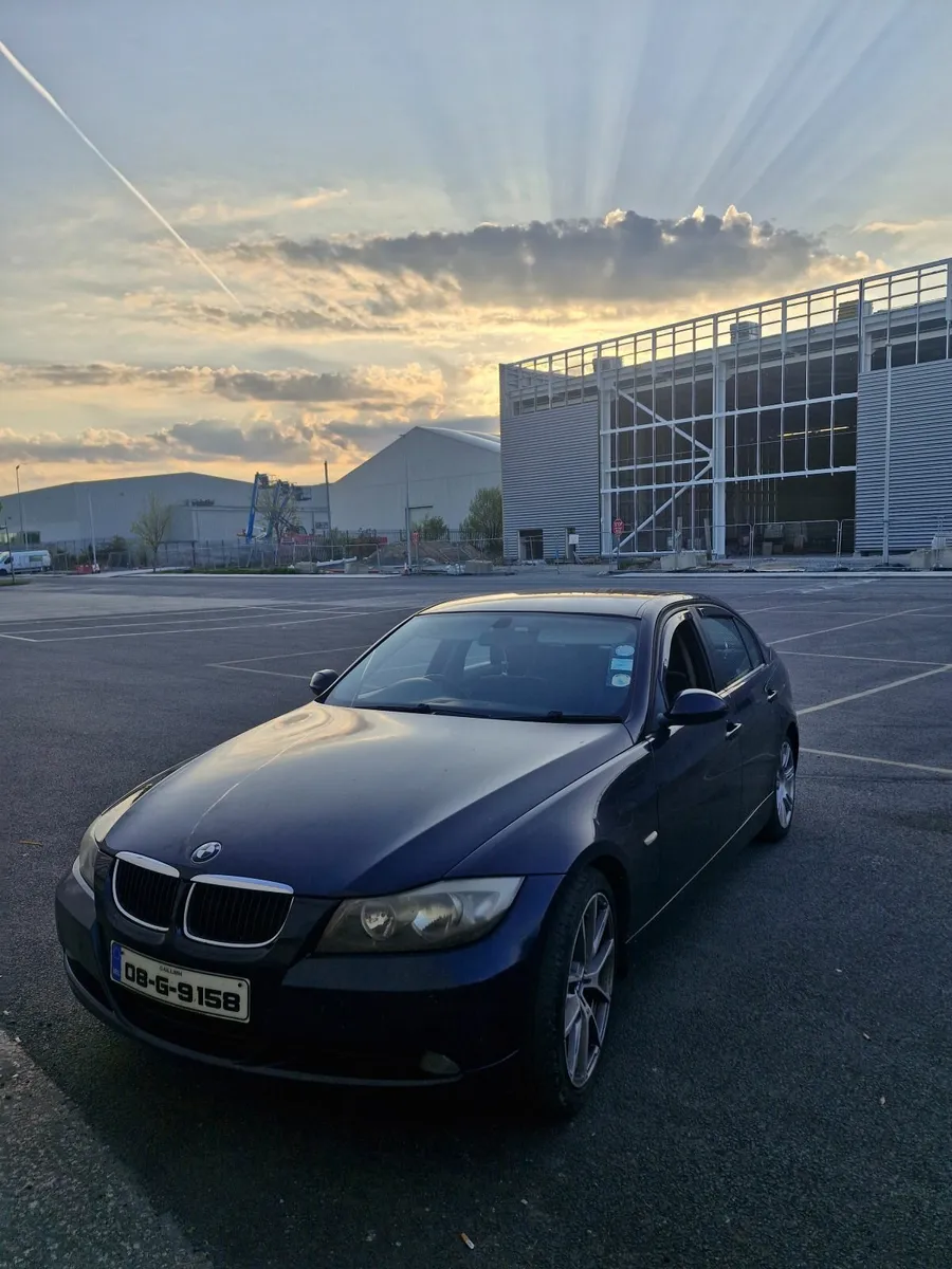 BMW 3-Series 2008 - Image 1