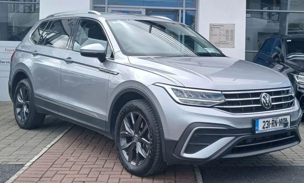 Volkswagen Tiguan Allspace Life 2.0 TDI 150HP  re - Image 1