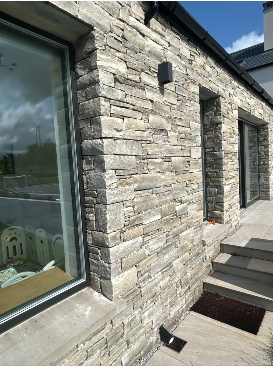 Building stone - Image 1