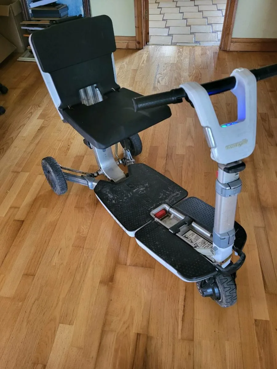 Mobility scooter - Image 2