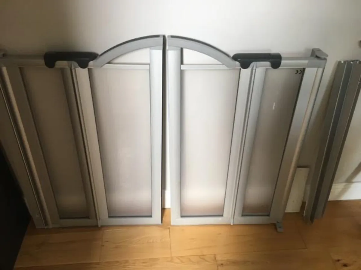 Shower half-doors enclosure. - Image 2