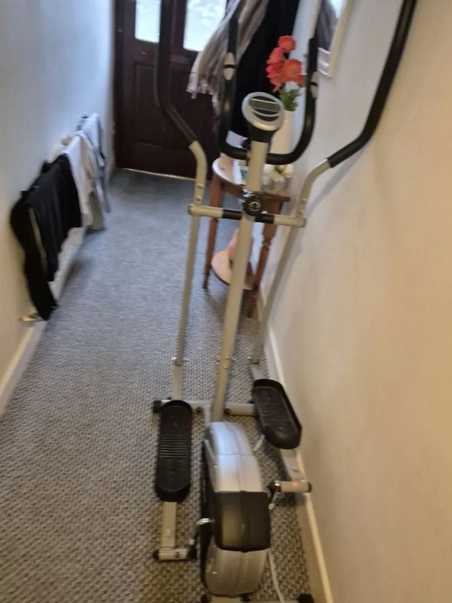 Crosstrainer - Image 4