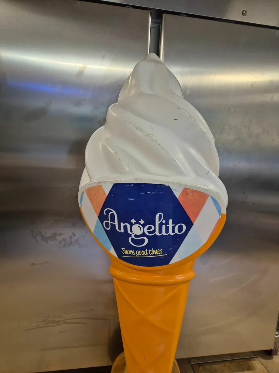 Angelito Cone sign