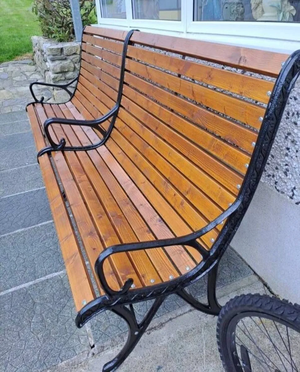 Cast iron Garden benches - Image 1