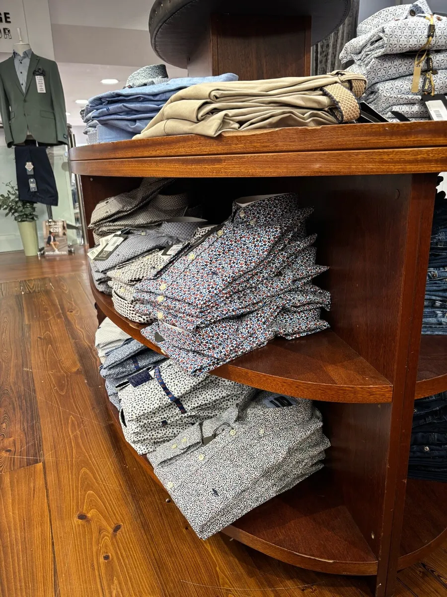 Retail display unit -solid wood double tier table - Image 3