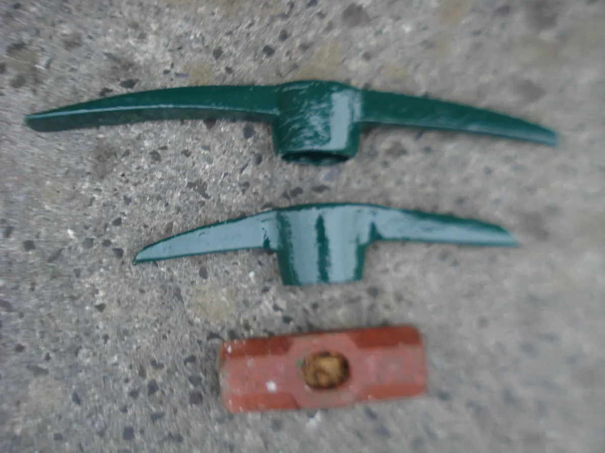 3 OLD PICK AXE SLEDGE  HAMMER & HEADS. - Image 1