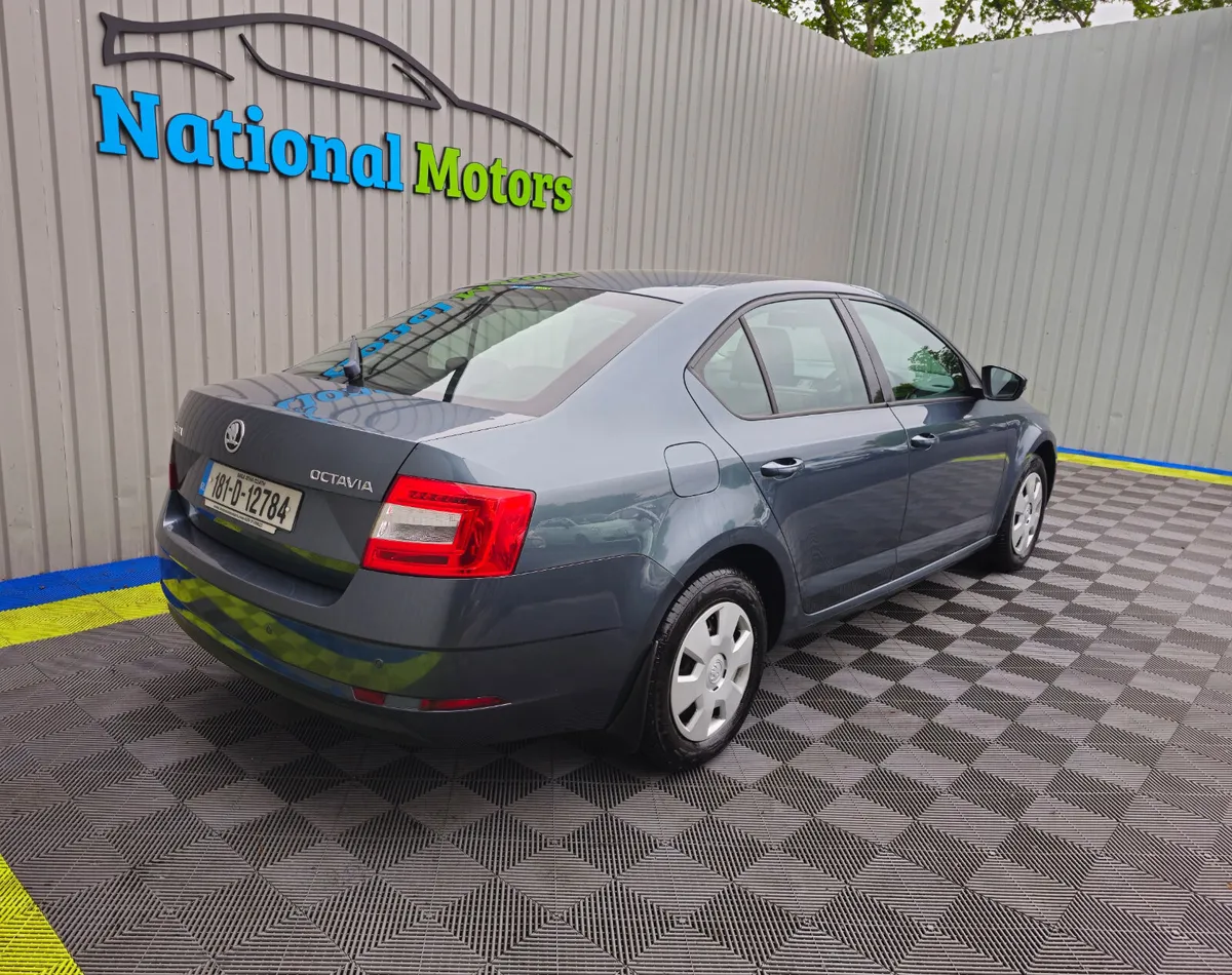 2018 Skoda Octavia  ACTIVE 1.6TDI 90HP - Image 3