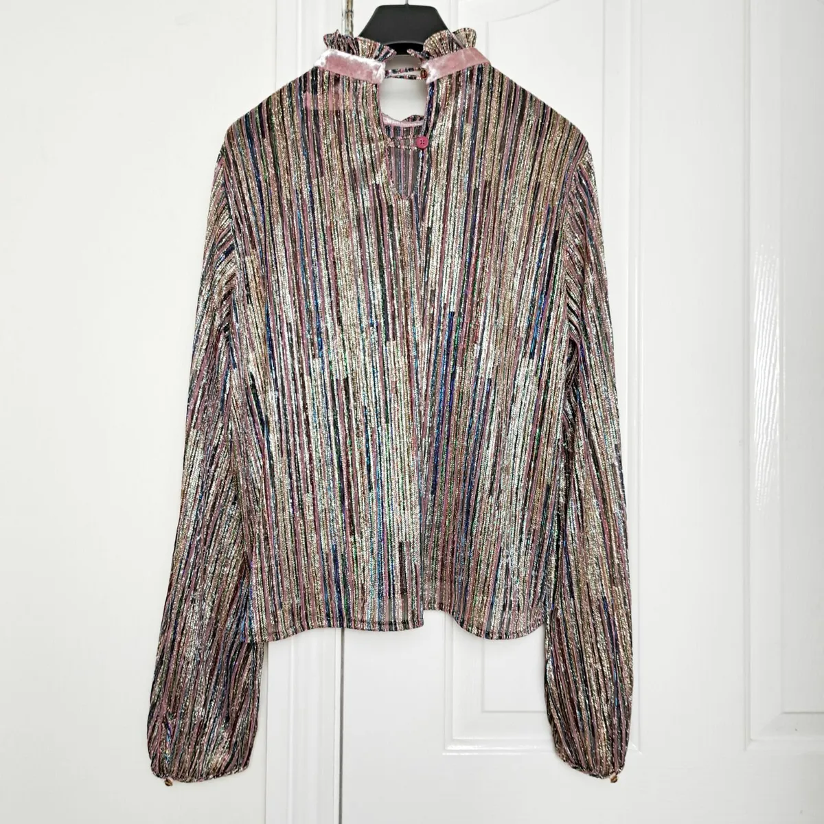 Traffic People Pink Metallic Sheer Blouse Size L - Image 4