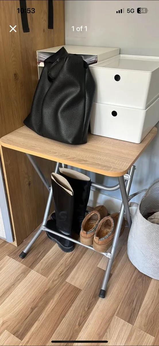 Small desk