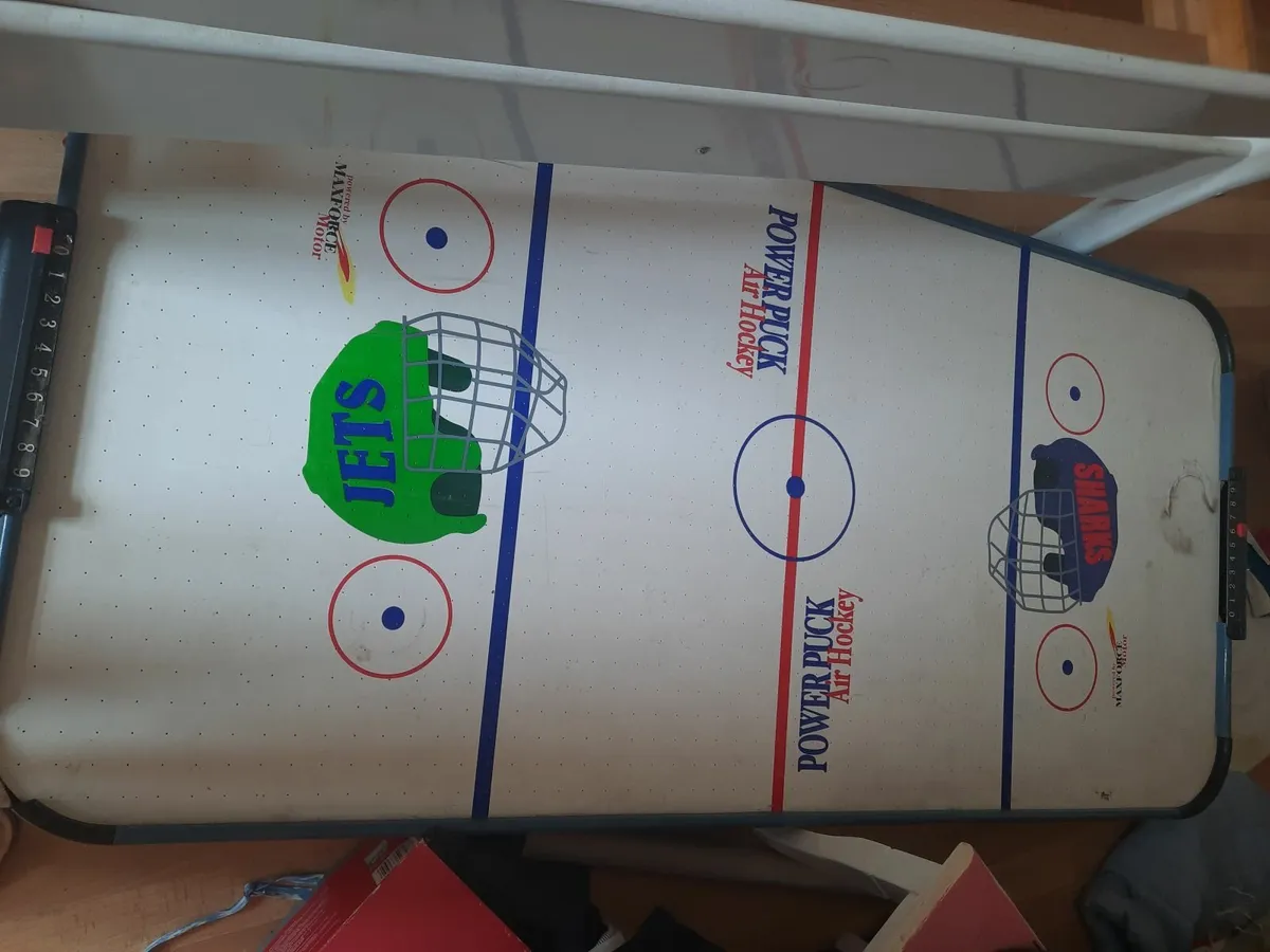 Air Hockey Table - Image 2