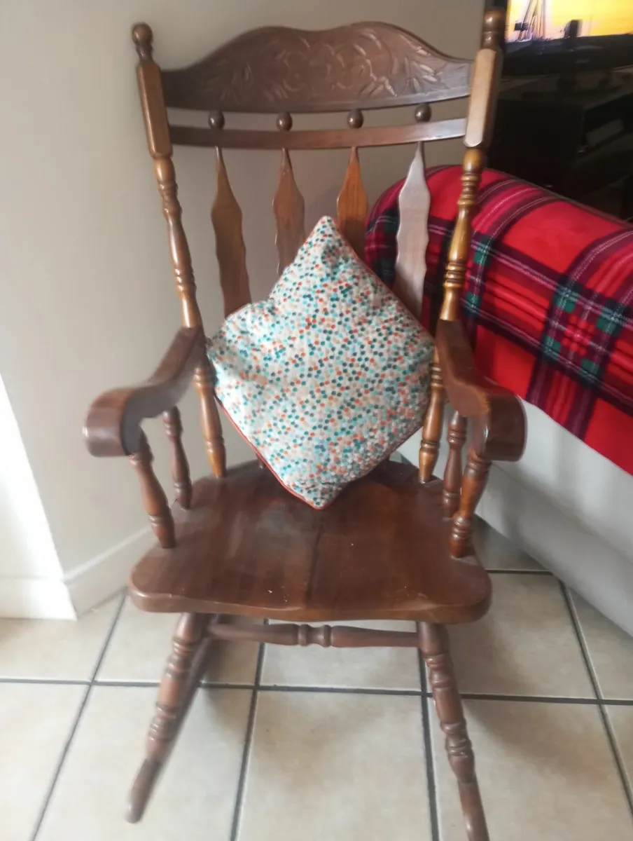 Vintage rocking chair - Image 4