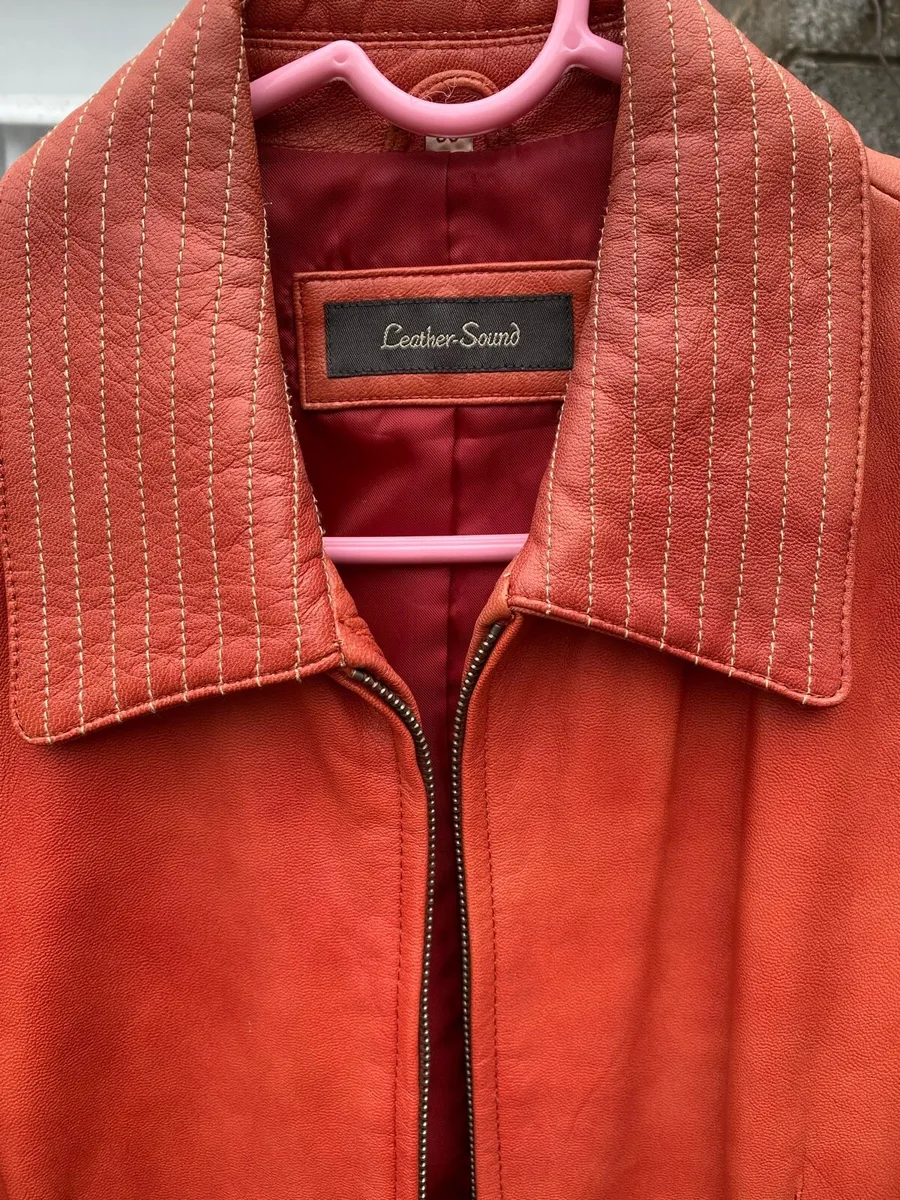 NEW Ladies Authentic Genuine Leather Jacket - Image 2
