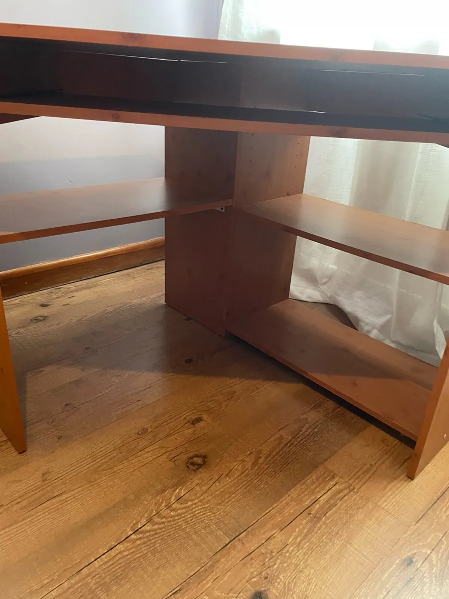 Desk - Image 3