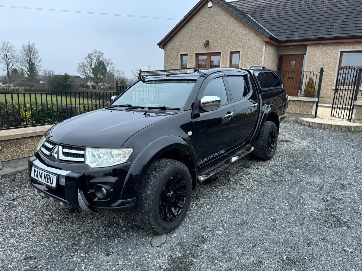 Mitsubishi Warrior 4x4 - Image 1