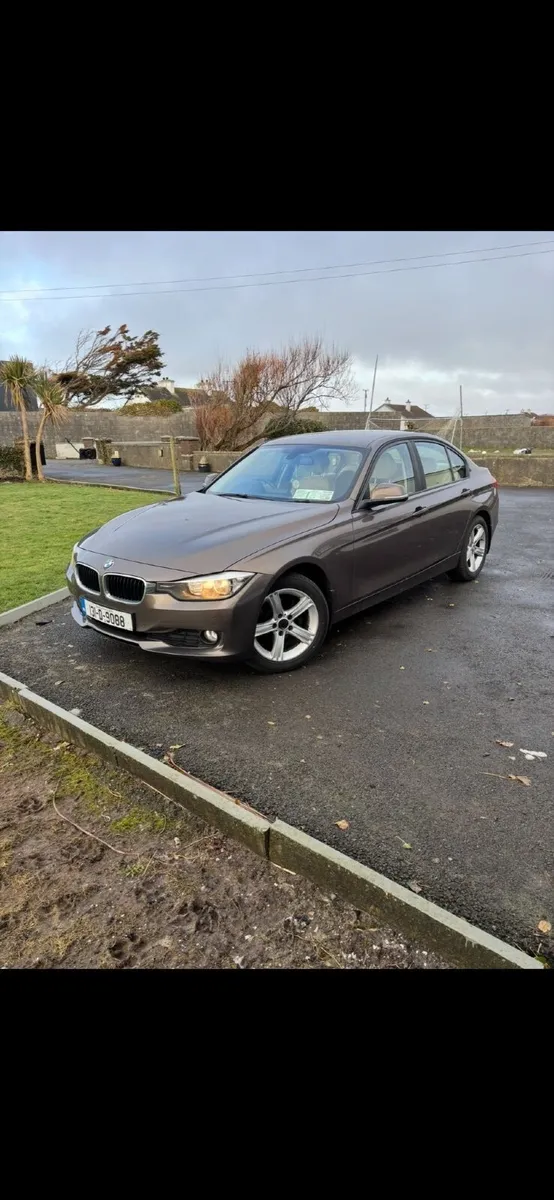 BMW 3-Series 2013 - Image 2