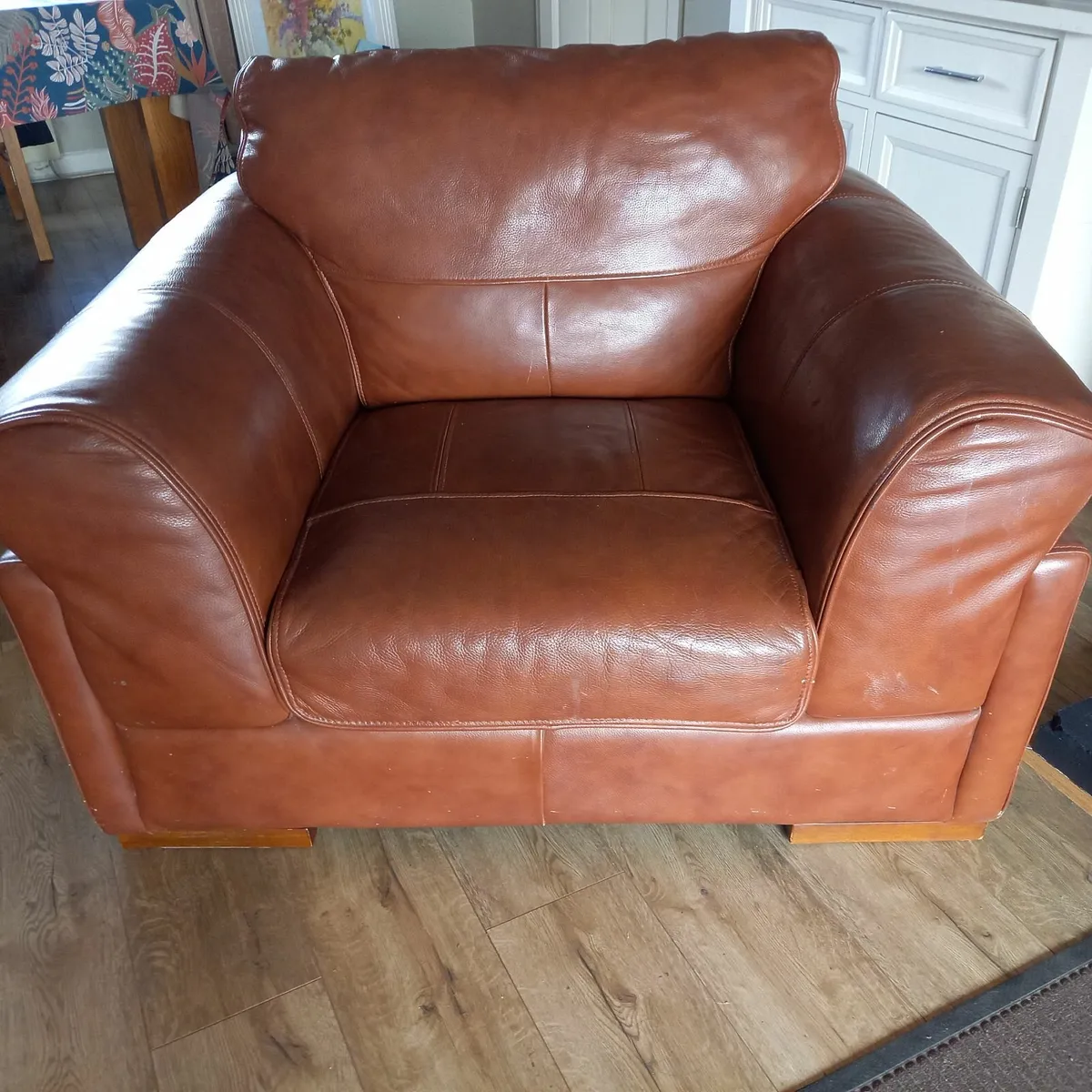 Brown Leather three piece suite - Image 2