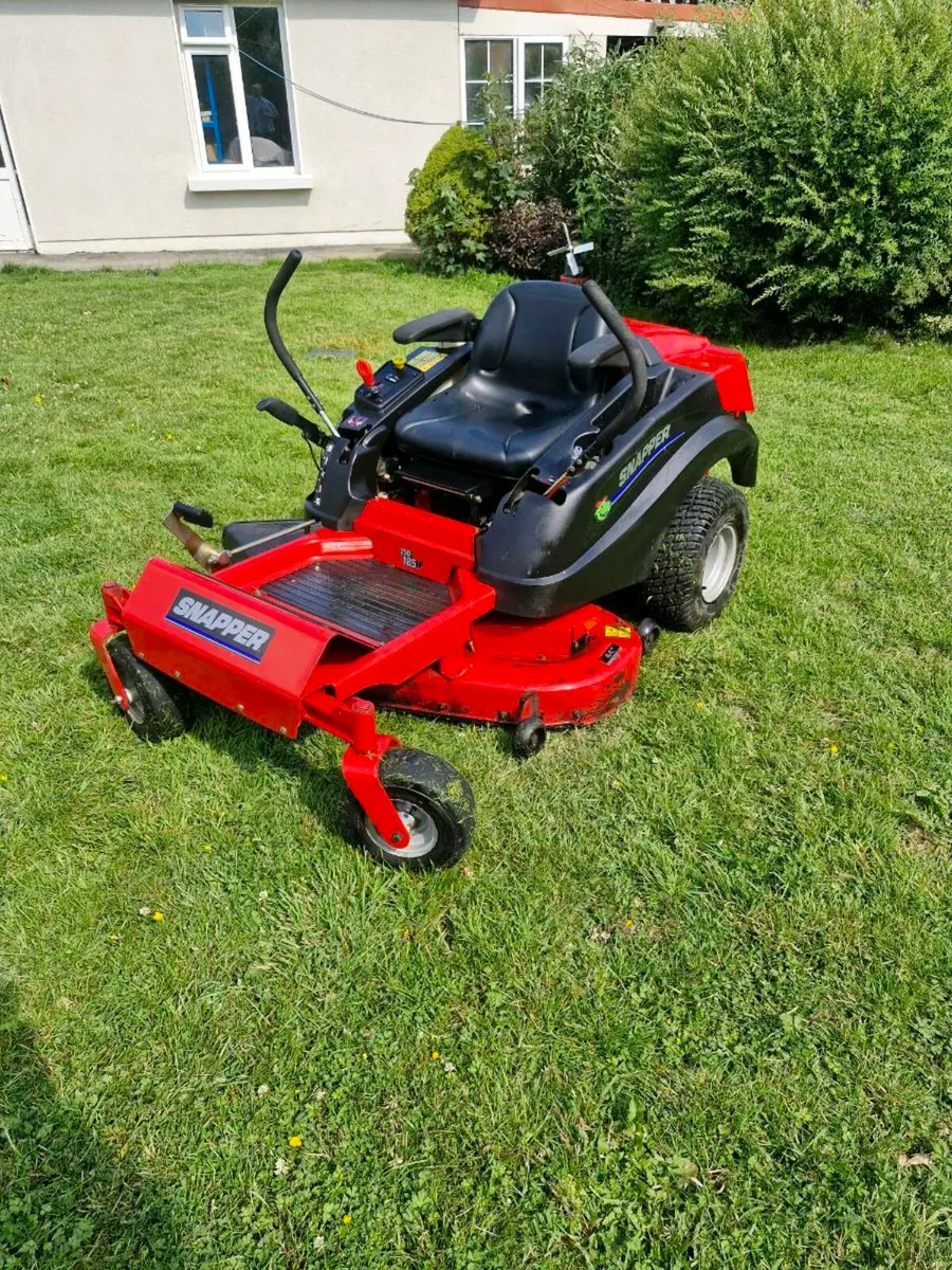 Zero Turn Lawnmower - Image 2