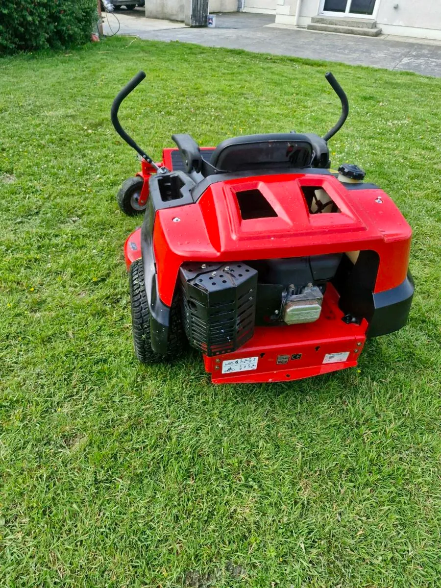 Zero Turn Lawnmower - Image 3