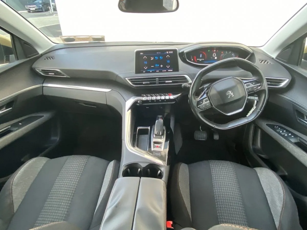Peugeot 5008 1.6 Blue Hdi 120 Active Auto - Image 3