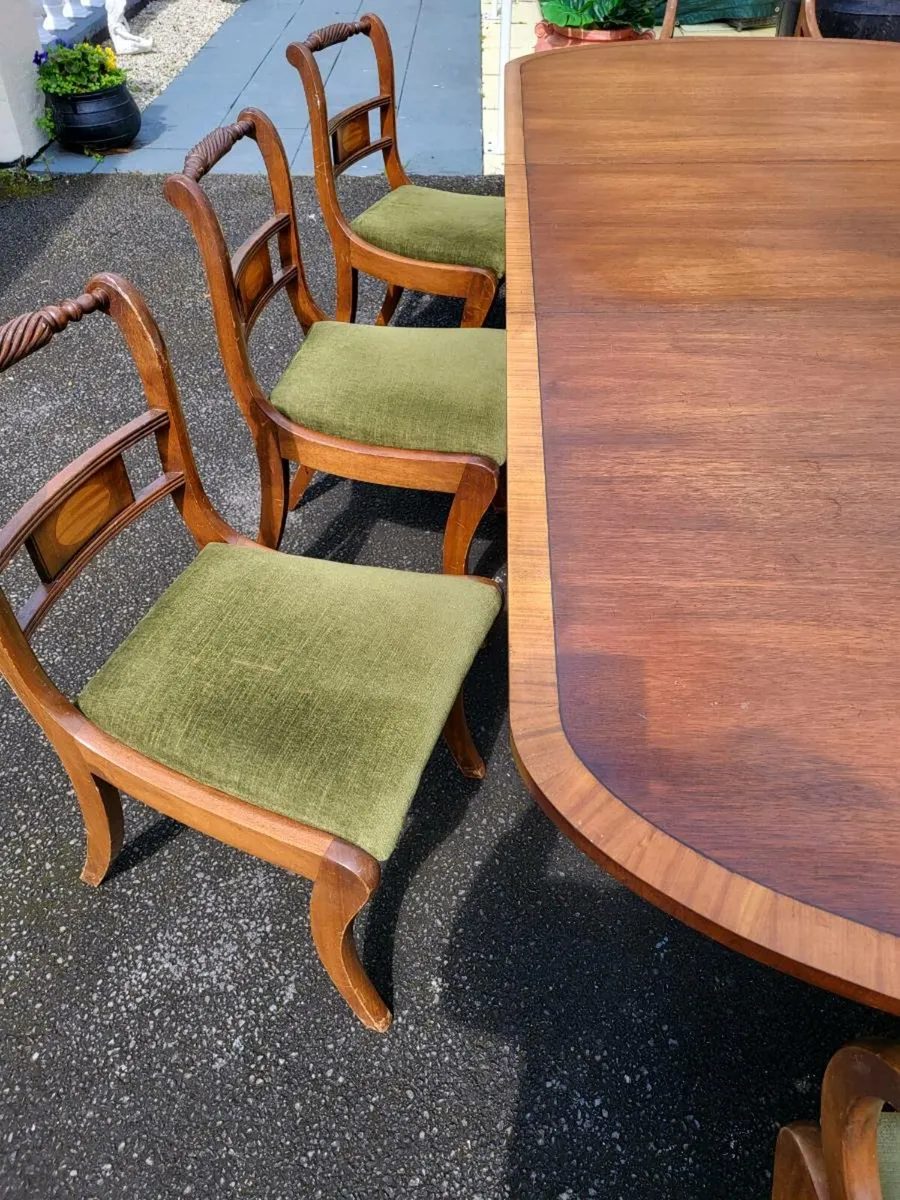 Wow. Dining Table and EIGHT Chairs - Image 2