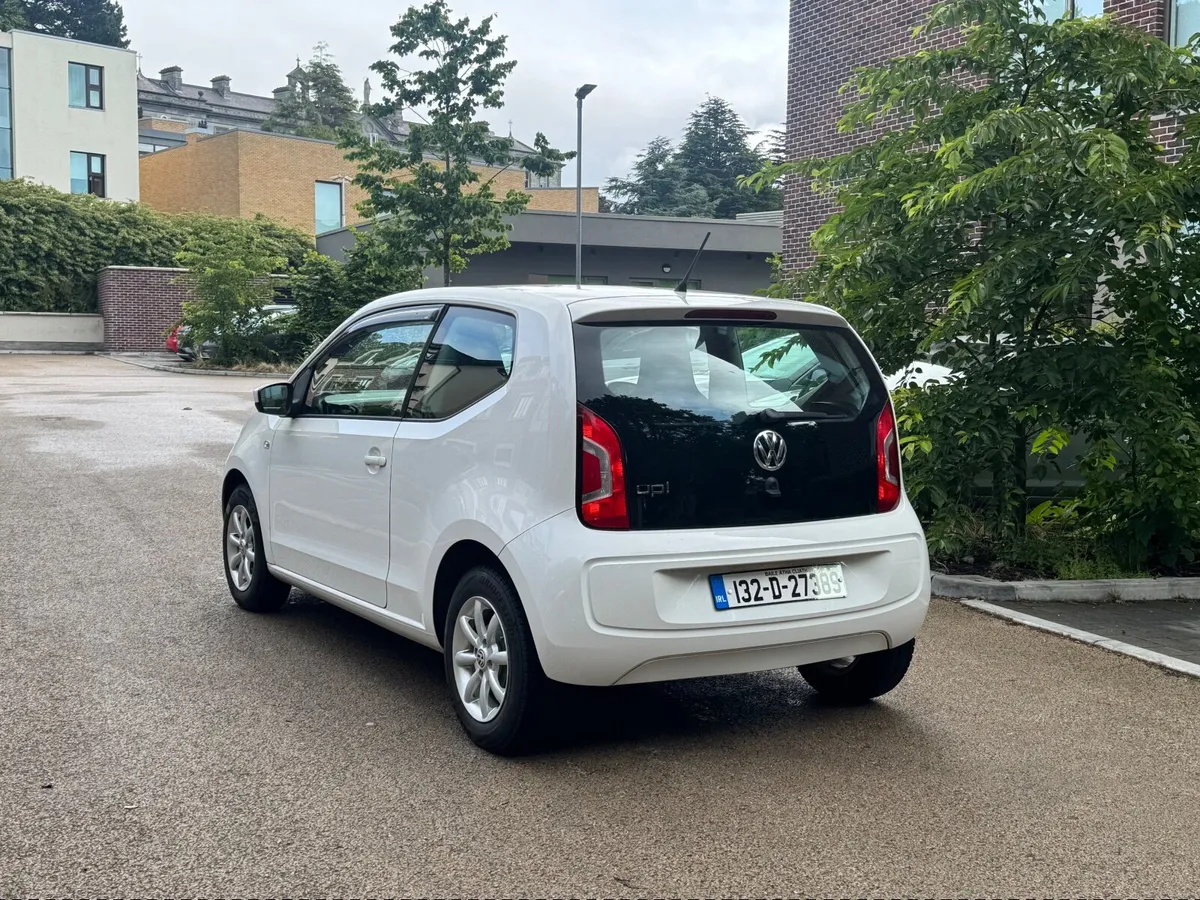 2013 /Dec/ Volkswagen Up Only 19000 Mileage Auto - Image 4
