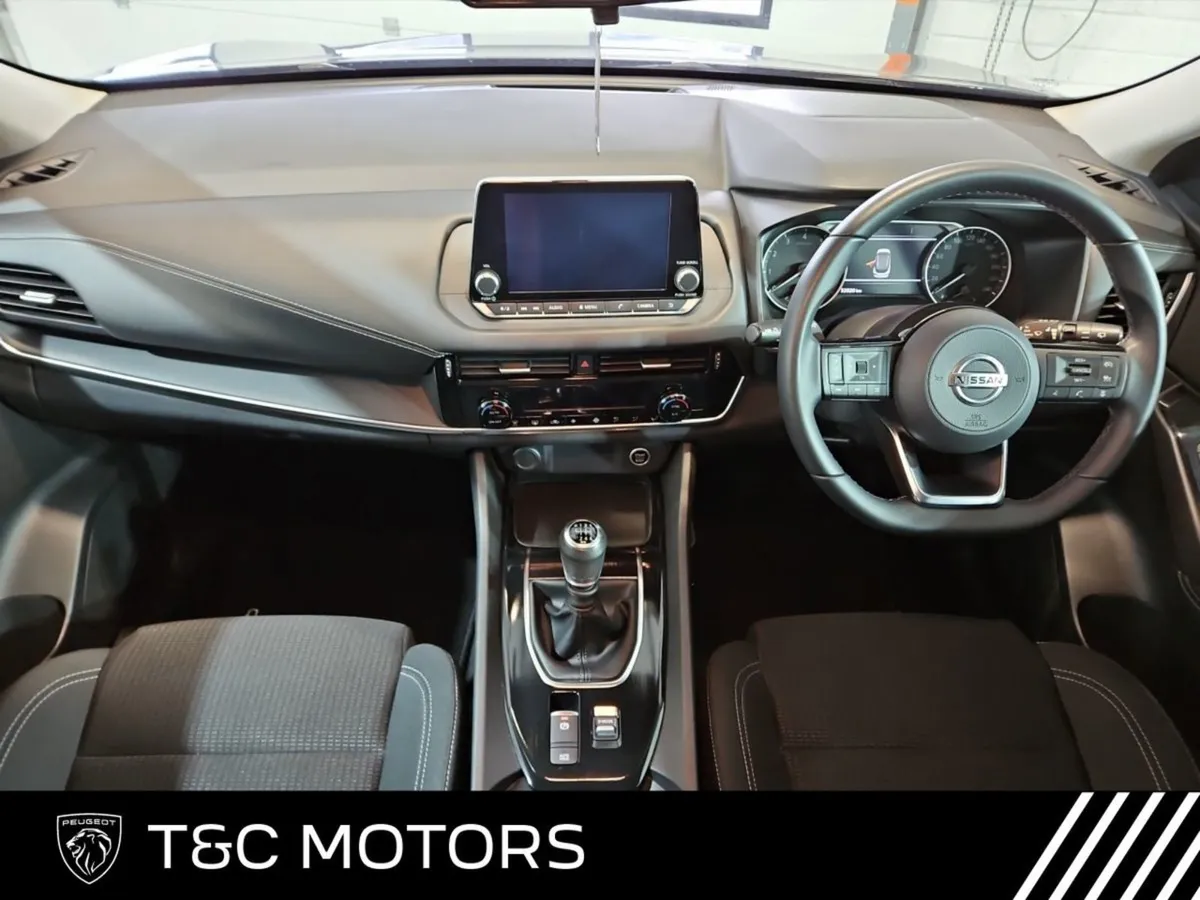 Nissan QASHQAI 1.3 Mild Hybrid SV - Very Low Mile - Image 3