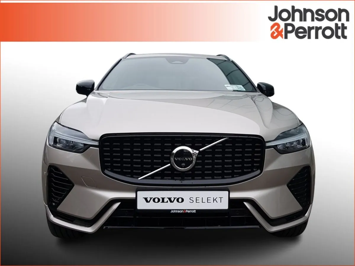 Volvo XC60 T6 350 bhp AWD Phev Plus Dark (adaptiv - Image 4
