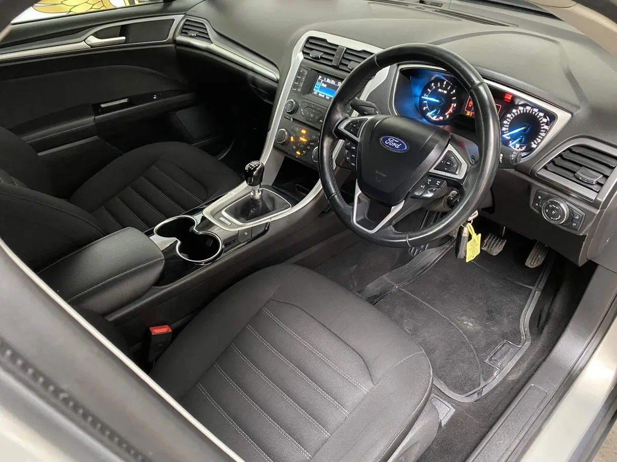 Ford Mondeo - Image 3