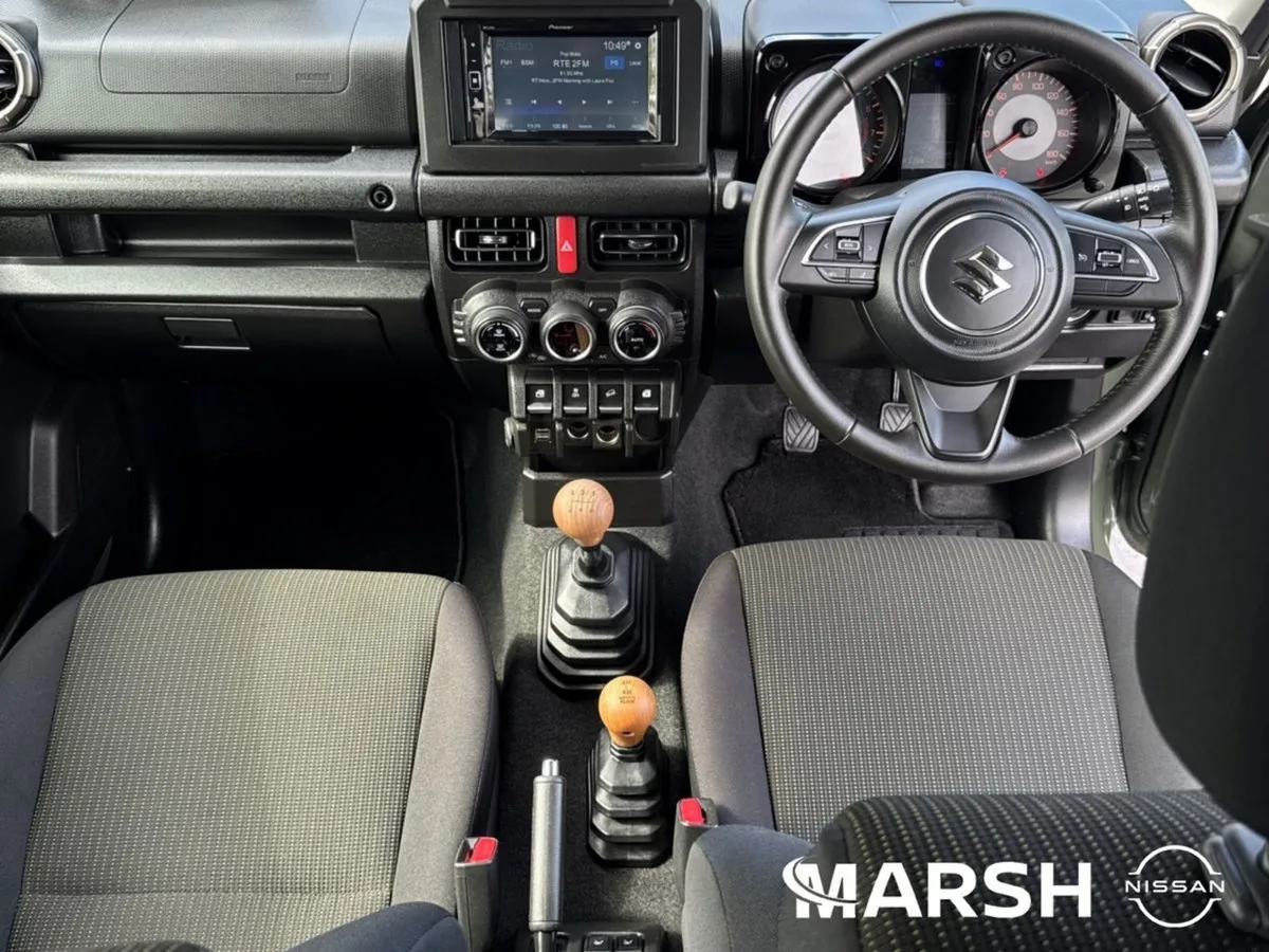 Suzuki Jimny 1.5 3DR Sierra 4WD - Image 2
