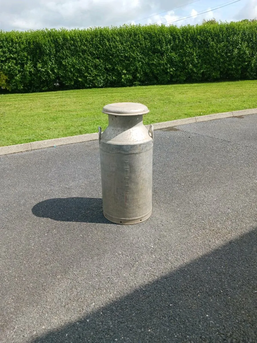 Milk churn