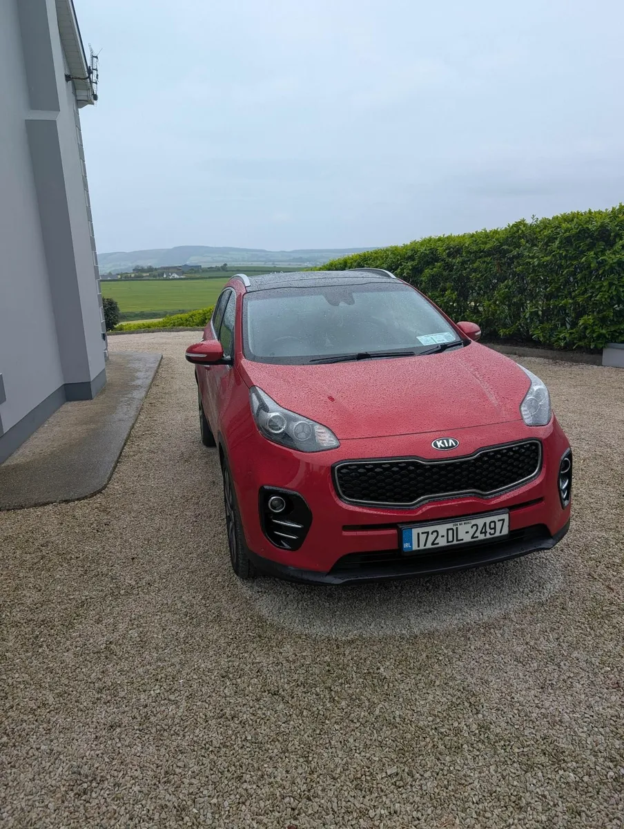 Kia Sportage LX 2017 - HIGH SPEC - Image 2