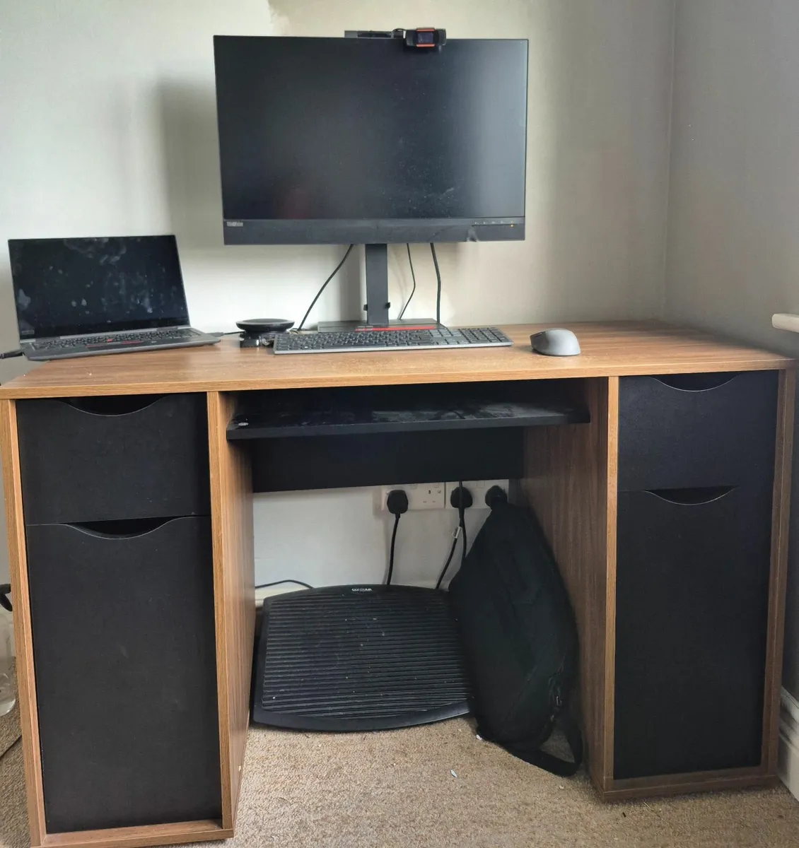 Desk - Image 1