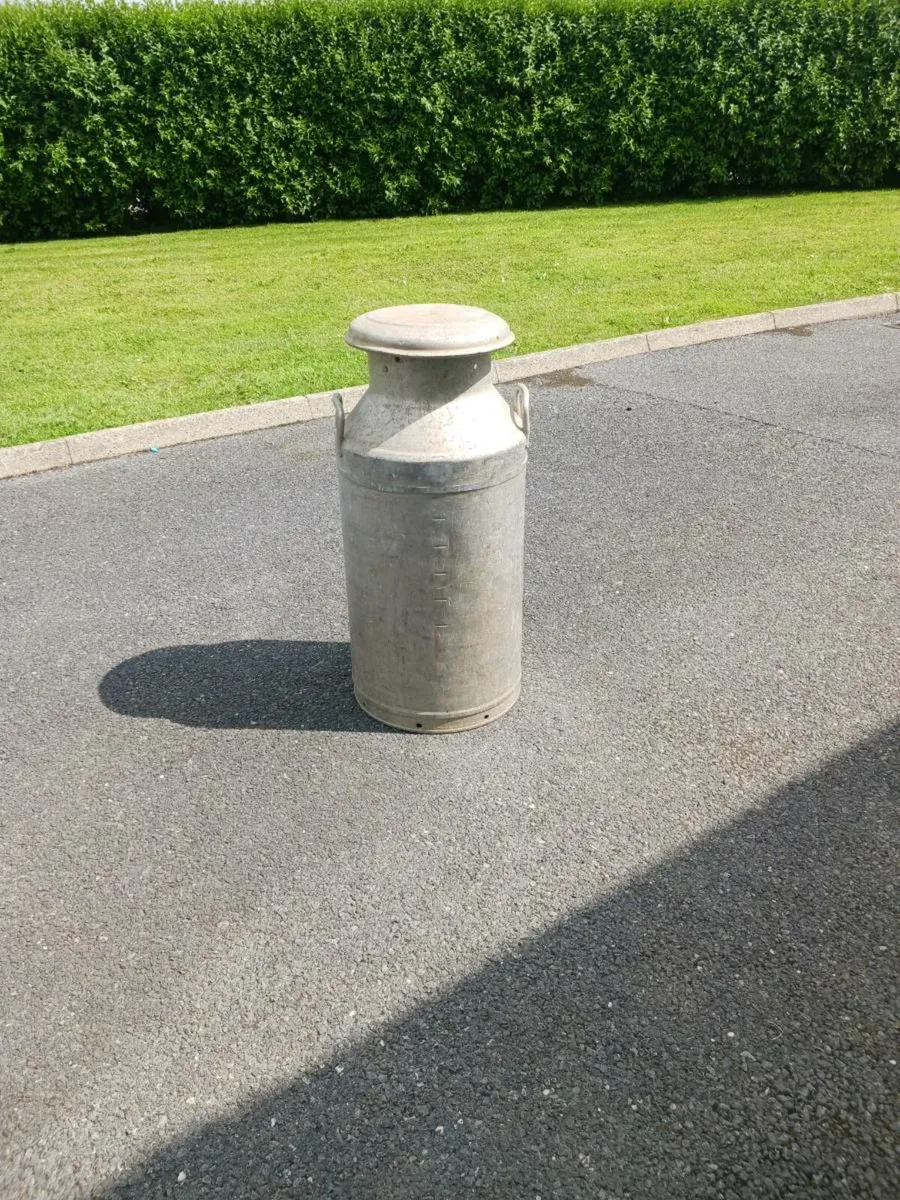 Milk churn