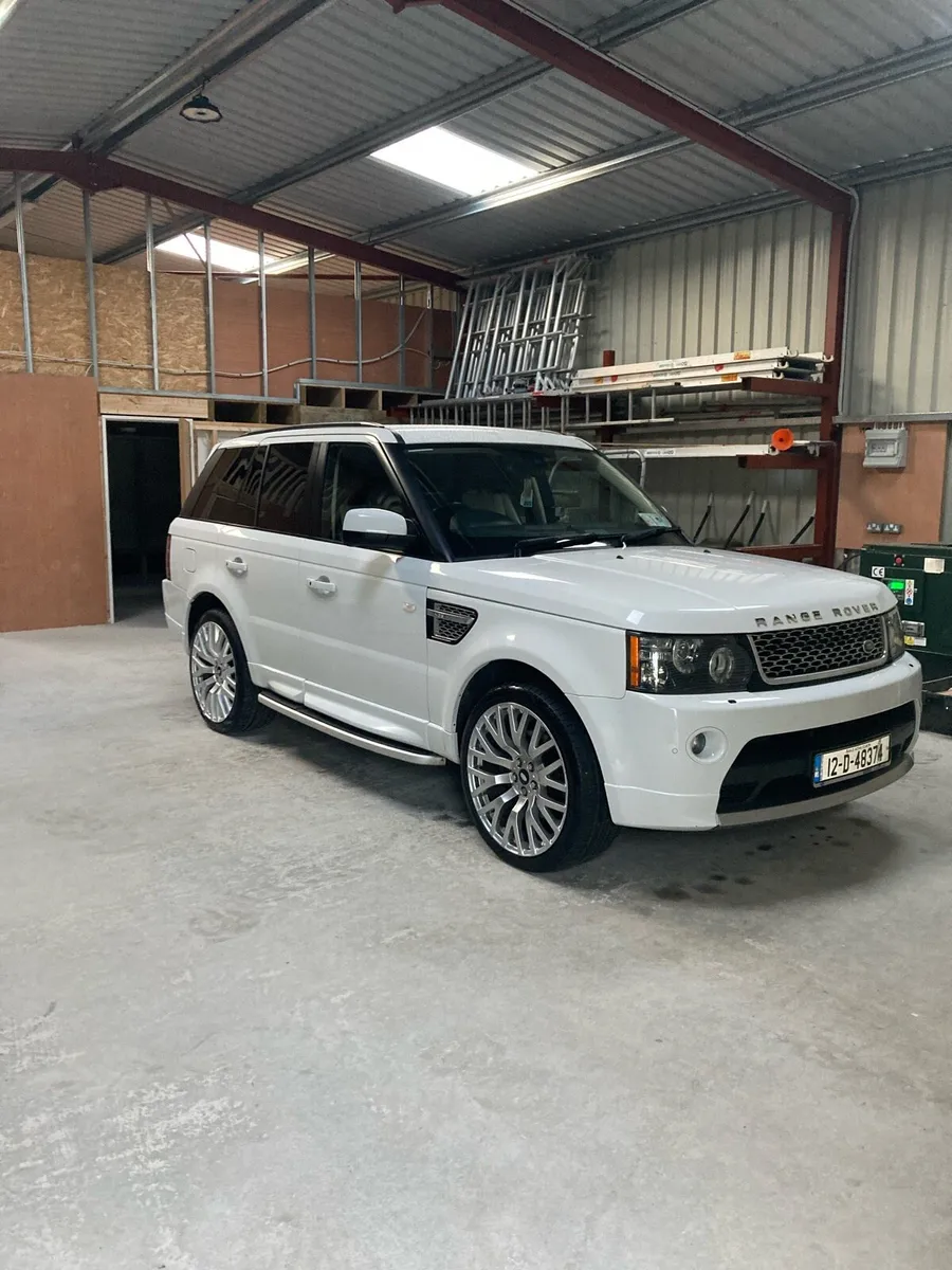 Rangerover Autobiography Crewcab - Image 4