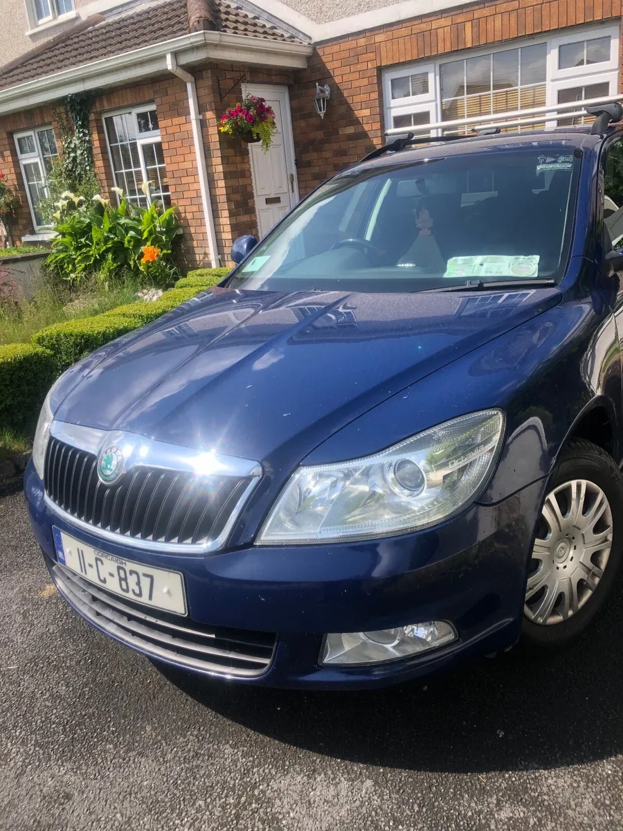 Skoda Octavia 2011 - Image 1