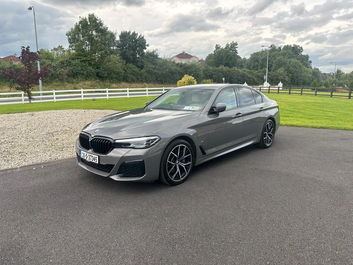 BMW 5 Series 530e M Sport Saloon (2021) - Image 1