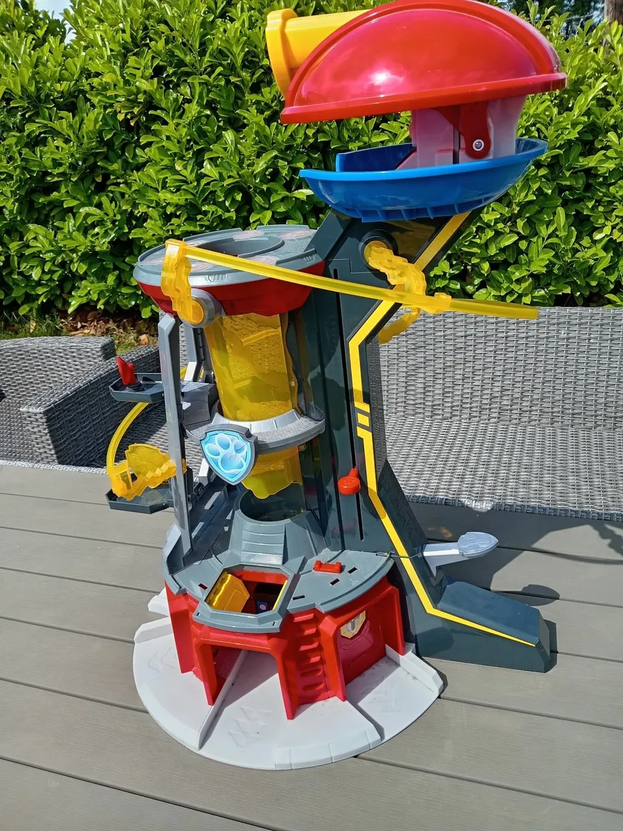 Paw Patrol Tower and Truck - Image 2