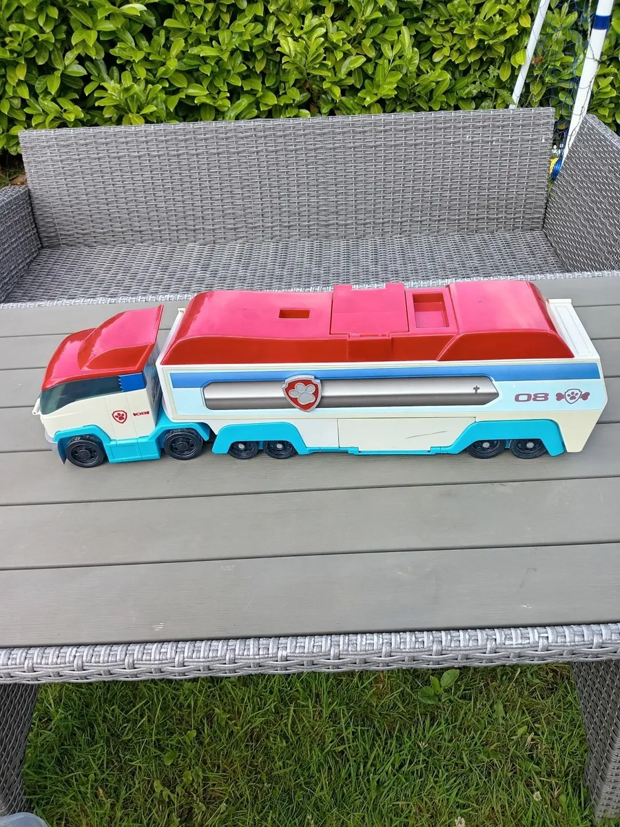 Paw Patrol Tower and Truck - Image 4