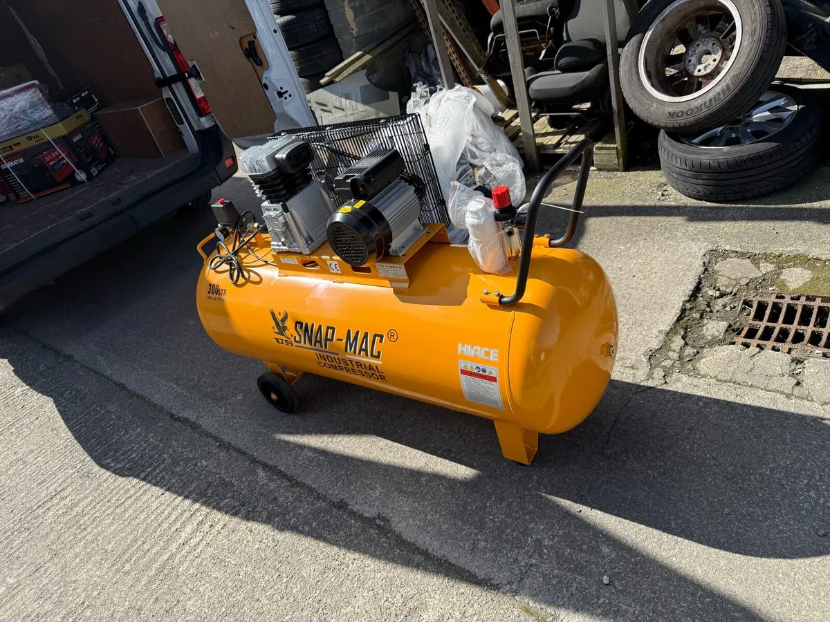 NEW INDUSTRIAL AIR COMPRESSORS 4hp BELT DRIVEN - Image 3