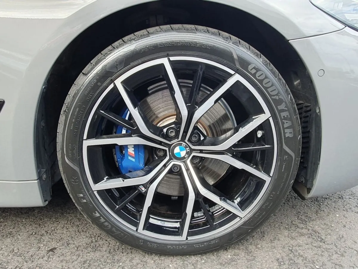 BMW 5 Series 530e M Sport Saloon (2021) - Image 3