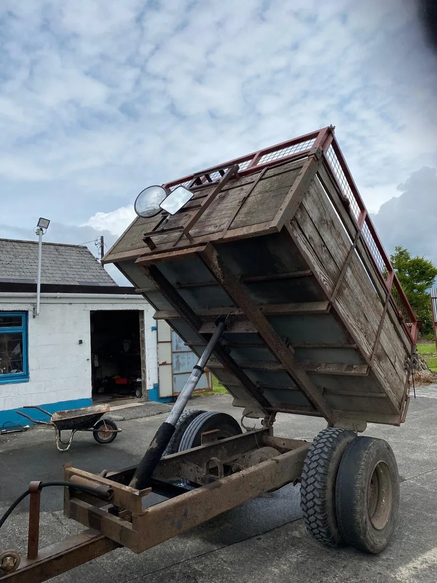 8 x 6 tipping trailer - Image 1