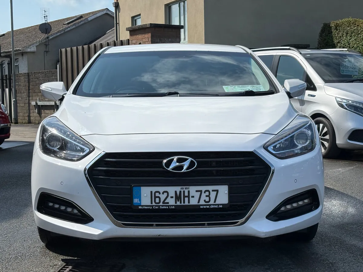161 Hyundai i40 Executive 1.7 Diesel - Image 2