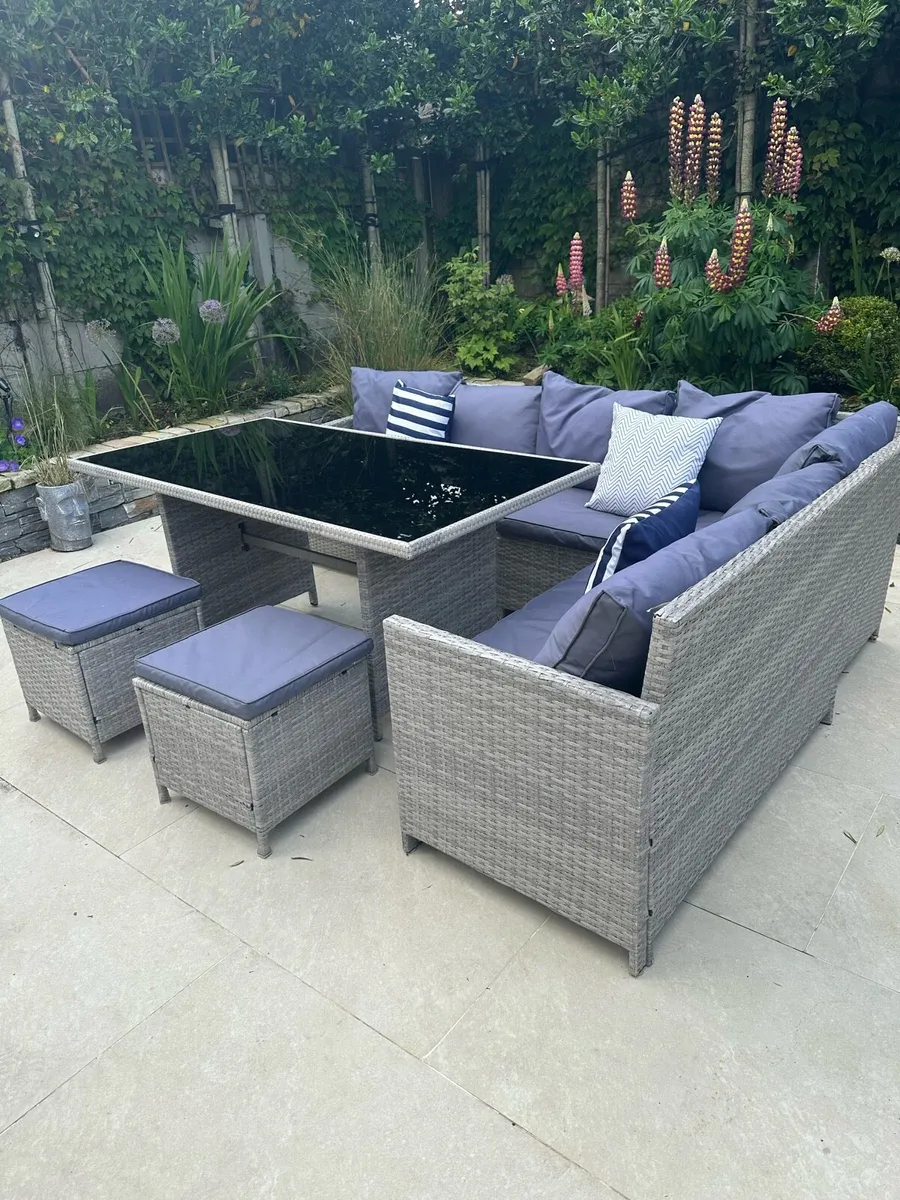 Garden Table set - Image 2