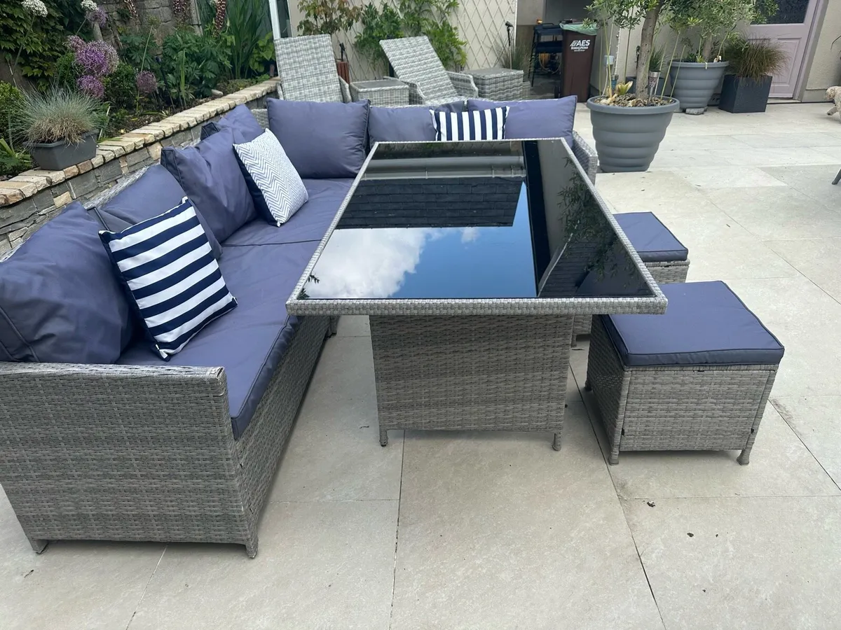 Garden Table set - Image 3