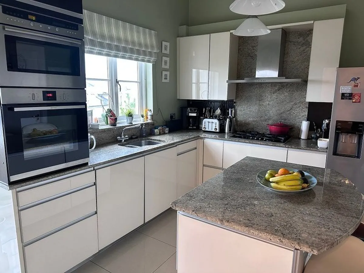 Kitchen for sale (ALNO German) - Image 1
