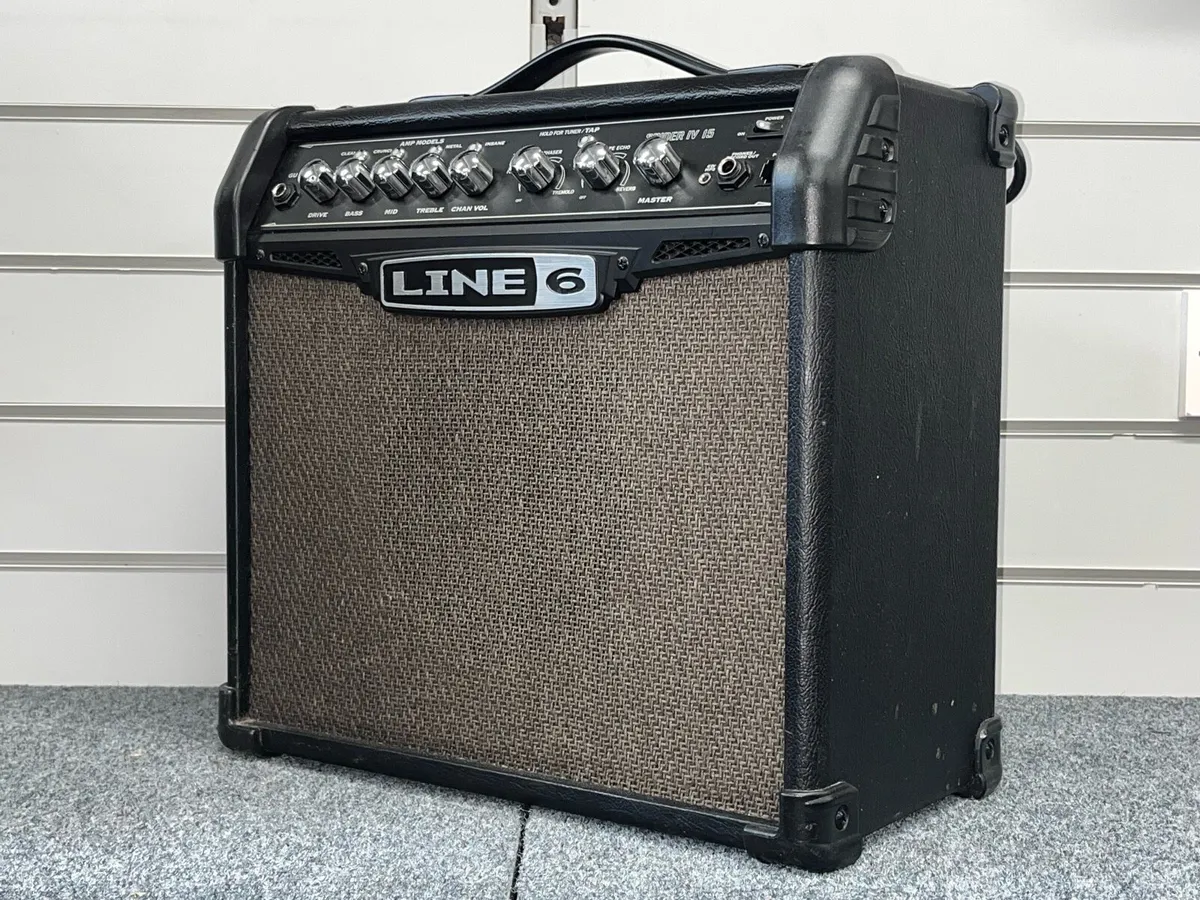 Line 6 Spider IV 15 Guitar Amp - Image 1
