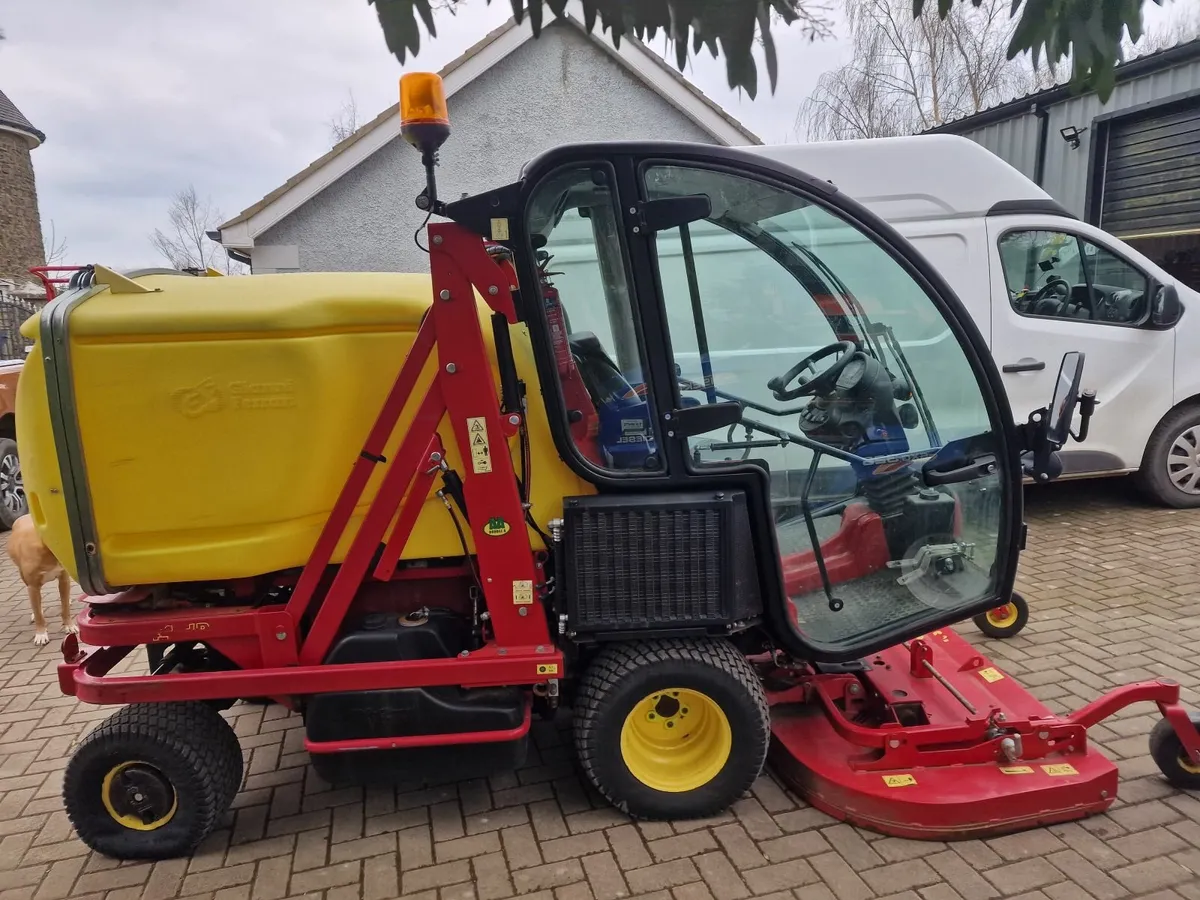 Gianni Ferrari Cruiser ride on mower lawnmower
