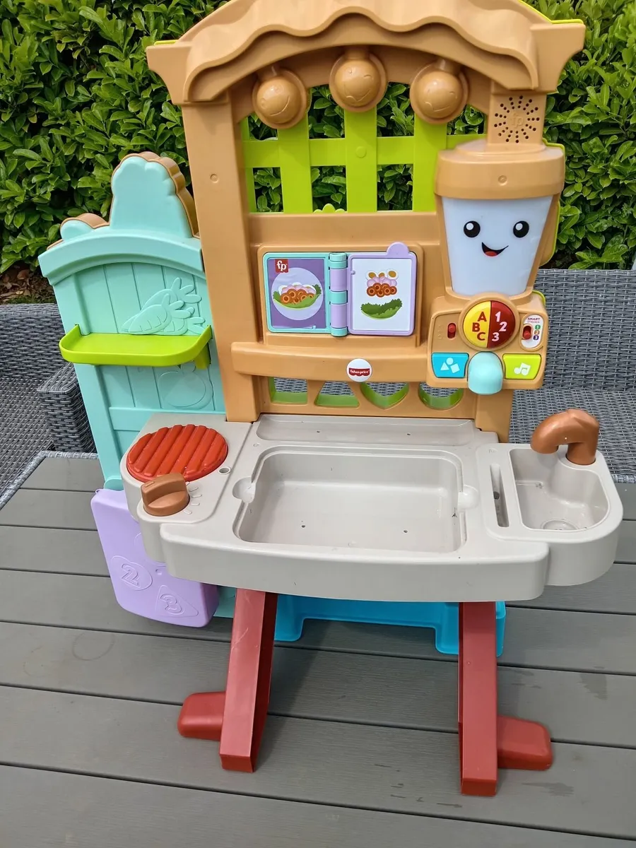 kitchen and Garden set plus more - Image 1