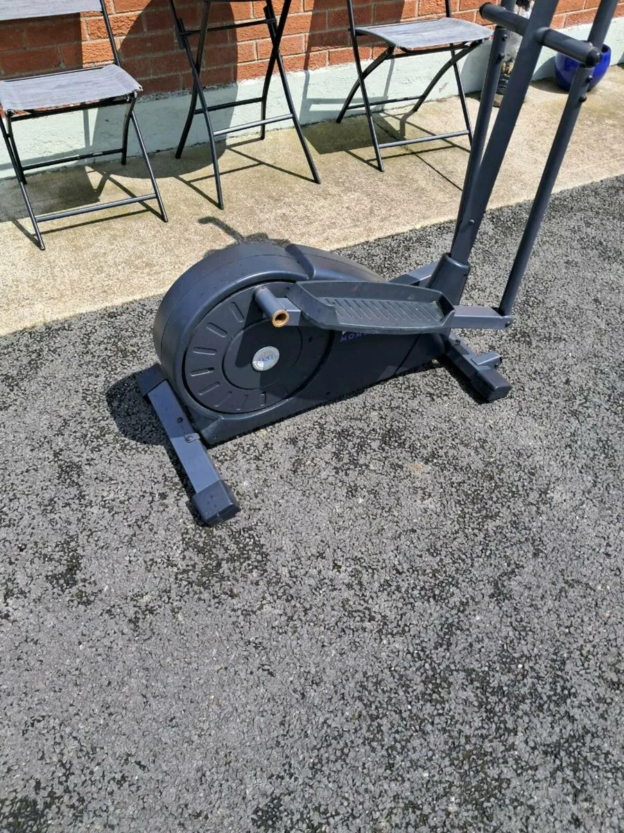 Exercise machine - Image 3